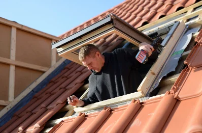 Pose de fenêtres de toit Velux à Croix-Mare